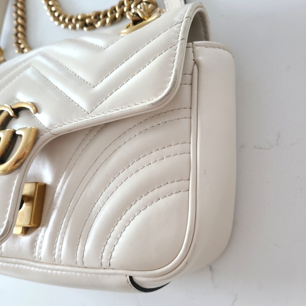 Gucci GG Marmont matelassé mini bag - Picture 13 of 15